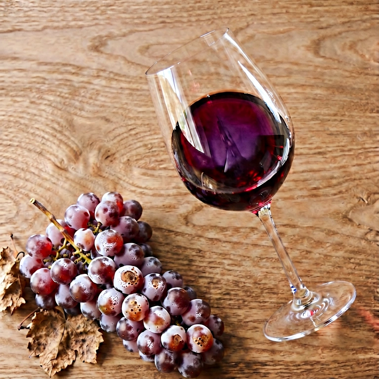 Warm drinks & cocktails - food & drink flatlay free stock photo